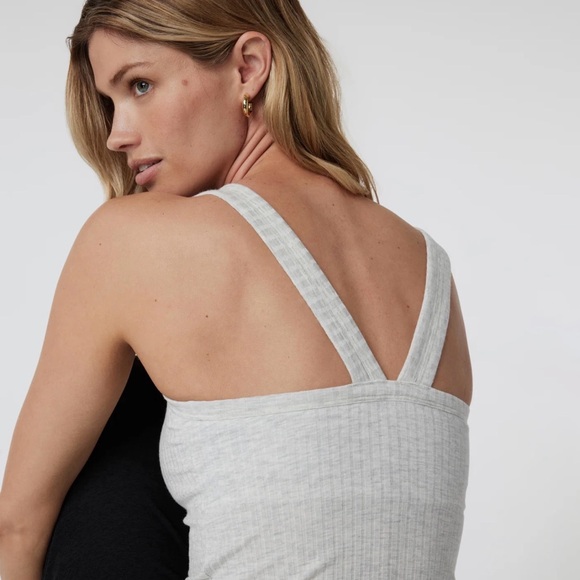 Vuori Light Gray Ribbed Tank Top - Picture 2 of 2